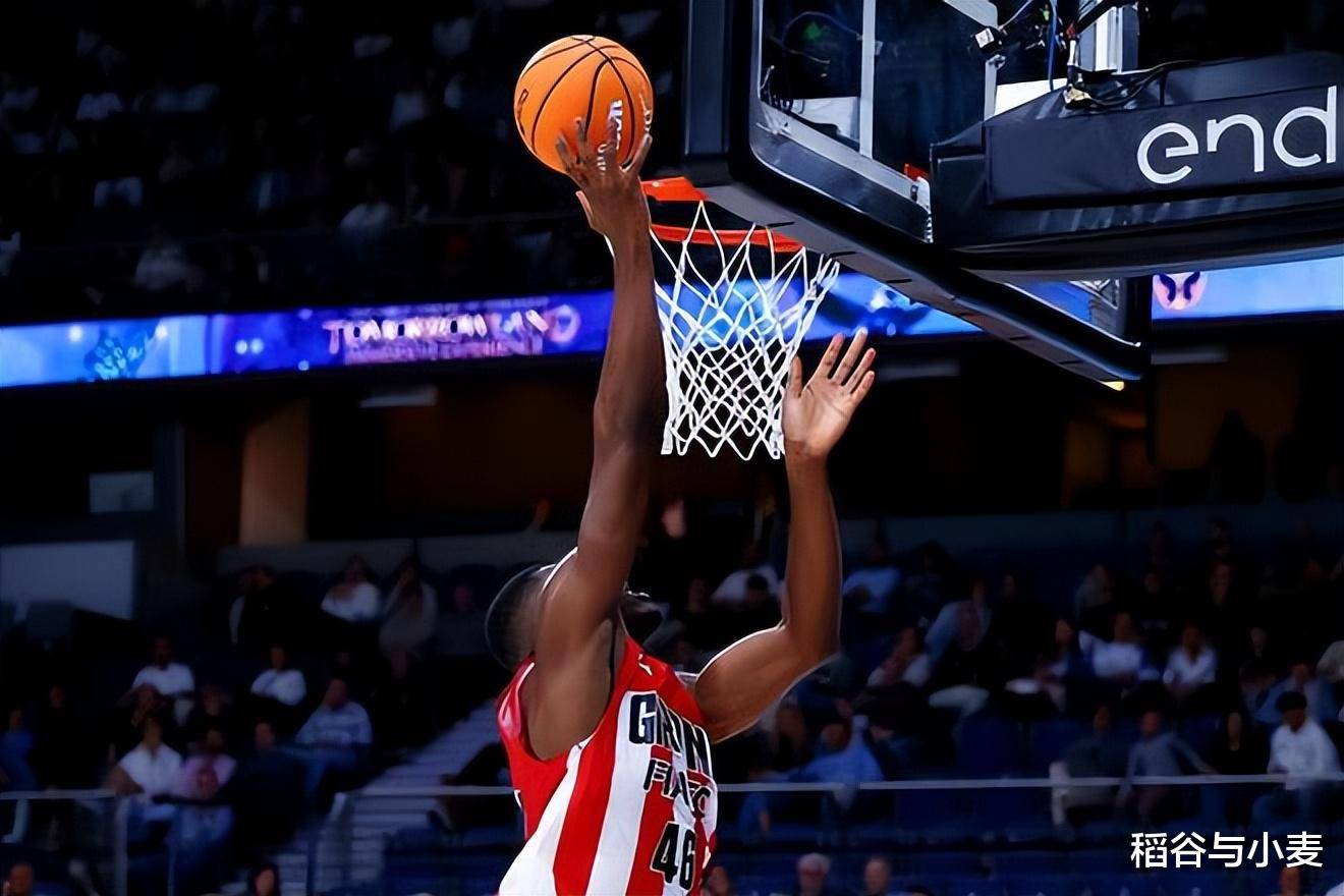 开云体育-关于转会期CBA常规赛传出新动向，纽约尼克斯回应争议，管理层表态——球迷炸锅，纪律约束更严格的信息