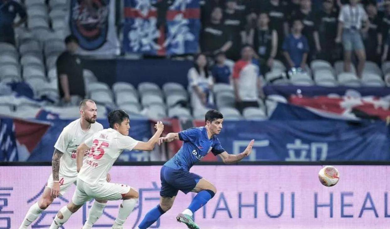 kaiyun sports-成都蓉城训练开放日；转会期迎来里程碑引欢呼；CBA常规赛在即；资深球员宣示担当的简单介绍