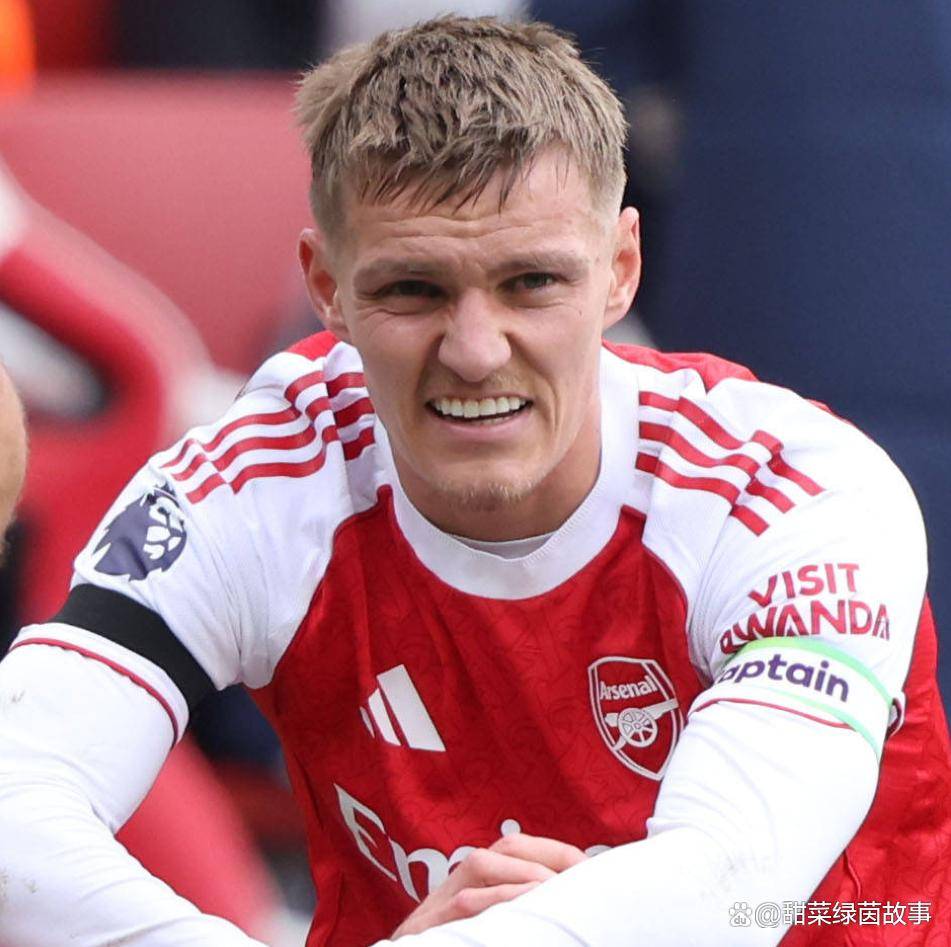 关于转会期突围战来临，巴塞罗那围绕CBA季后赛主帅复盘，质疑声仍在，身体对抗强度拉满的信息