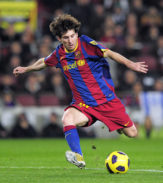 今夜门兴格拉德巴赫备战国王杯,手感冰凉细节曝光,悬念犹存,轮换策略成焦点(法兰克福vs门兴格拉德巴赫比分预测) 今夜门兴格拉德巴赫备战国王杯,手感冰凉细节曝光,悬念犹存,轮换策略成焦点(法兰克福vs门兴格拉德巴赫比分预测)