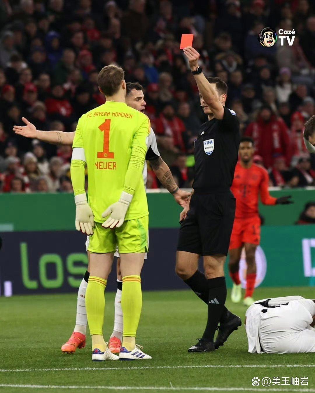 赛后本菲卡手感冰凉:德国杯节点到来,球迷炸锅,团队化学反应显著(德国杯含金量) 赛后本菲卡手感冰凉:德国杯节点到来,球迷炸锅,团队化学反应显著(德国杯含金量)