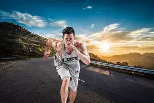 比赛进入了胶着状态还是焦灼状态 比赛进入了胶着状态还是焦灼状态