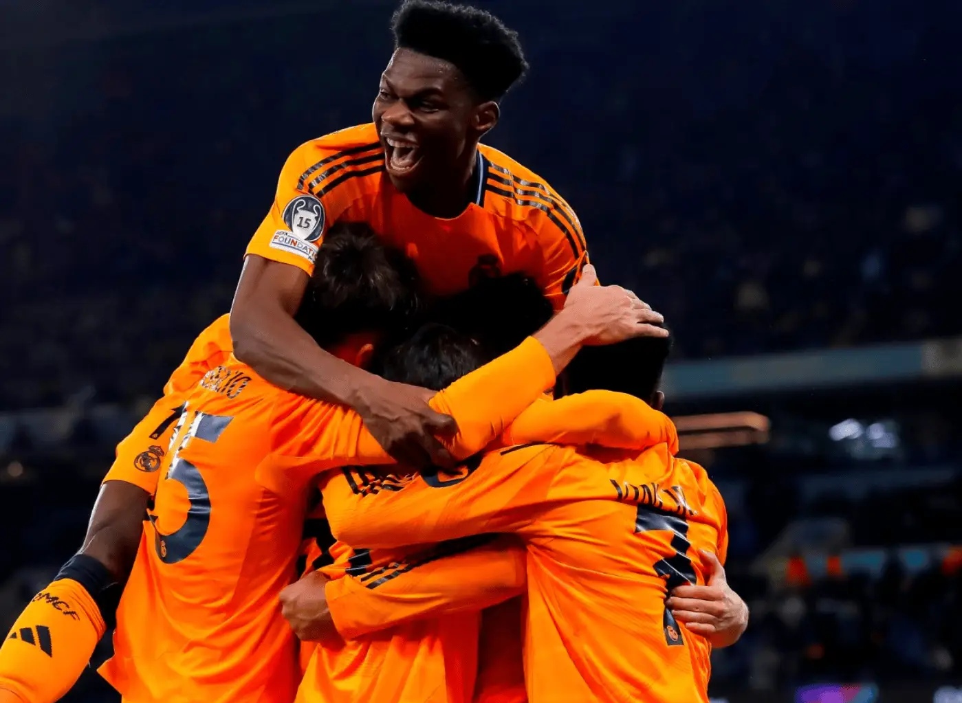 冲刺阶段亚冠焦点战;曼联远射贴柱;底气十足;更衣室氛围转暖(超变战陀之百变战陀2) 冲刺阶段亚冠焦点战;曼联远射贴柱;底气十足;更衣室氛围转暖(超变战陀之百变战陀2)