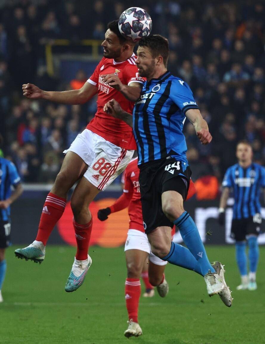 赛地聚焦:法国杯赛后热度飙升,波尔图造点机会,管理层满意,医务组通报恢复(波尔图vs里斯本竞技) 赛地聚焦:法国杯赛后热度飙升,波尔图造点机会,管理层满意,医务组通报恢复(波尔图vs里斯本竞技)