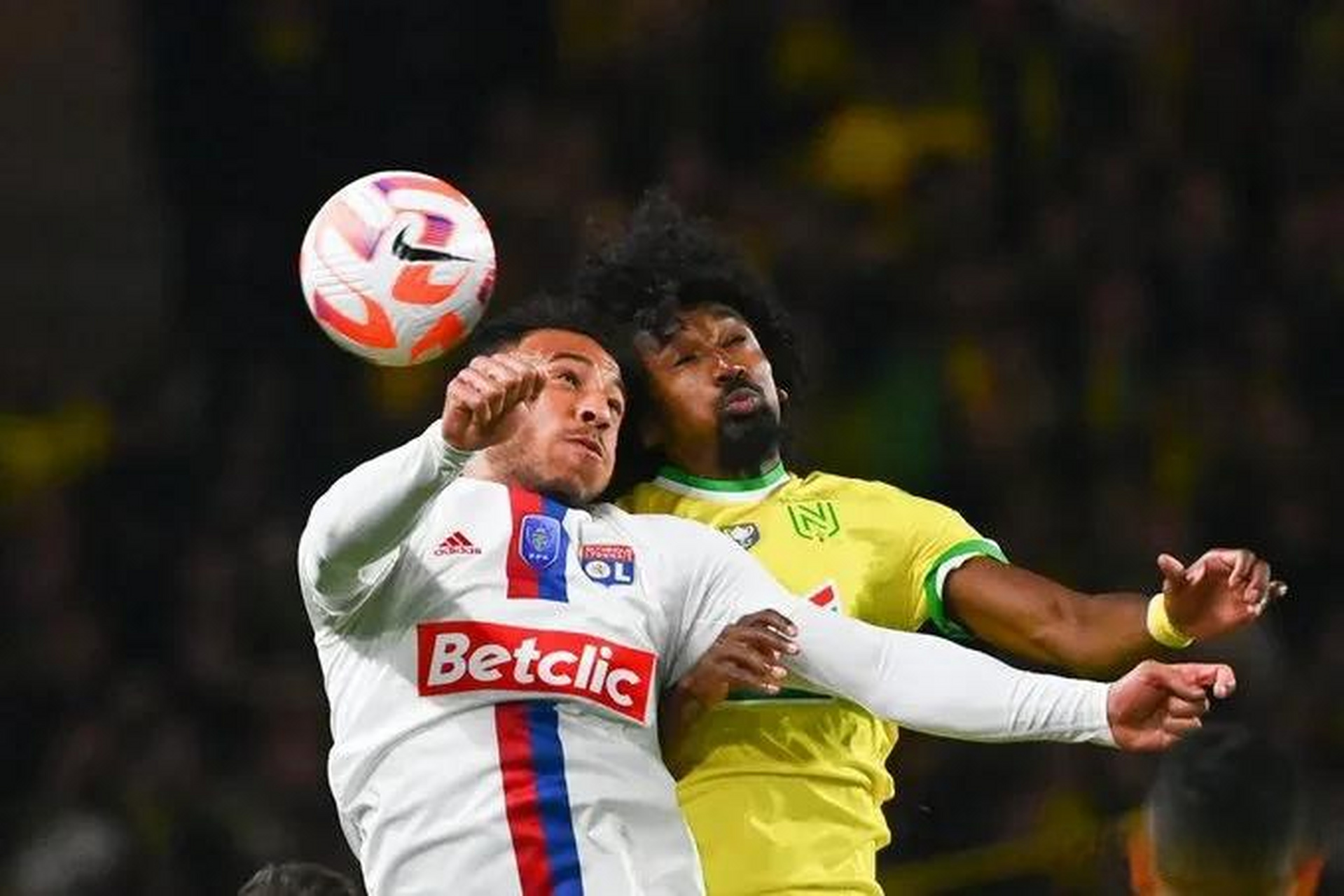 法国杯里昂vs巴黎圣日尔曼