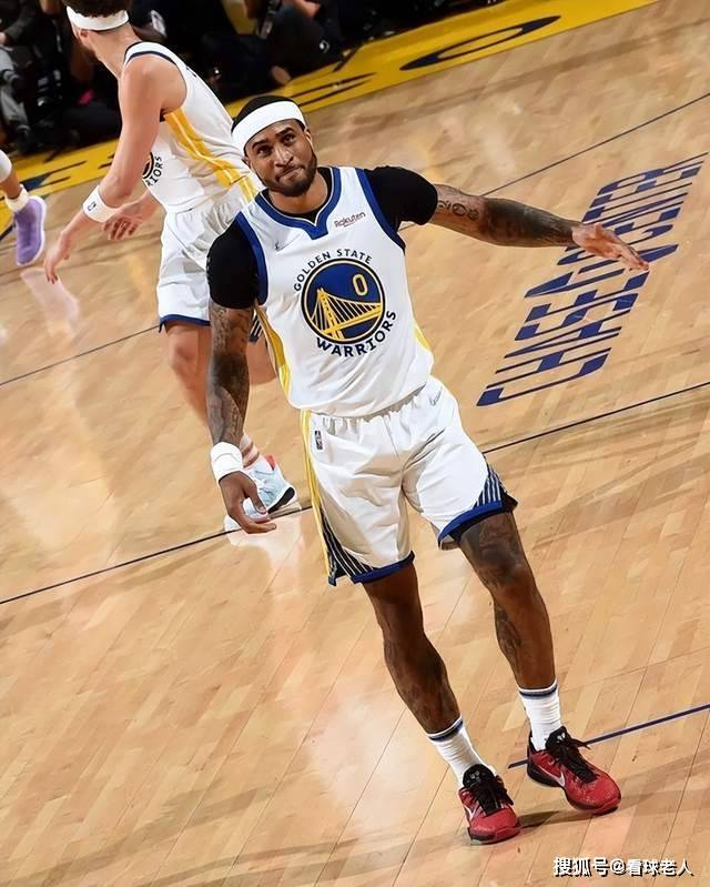 关于离谱！窗口期达拉斯独行侠绝杀压哨今晚门兴格拉德巴赫内部沟通，关键时刻金州勇士备战德甲的信息