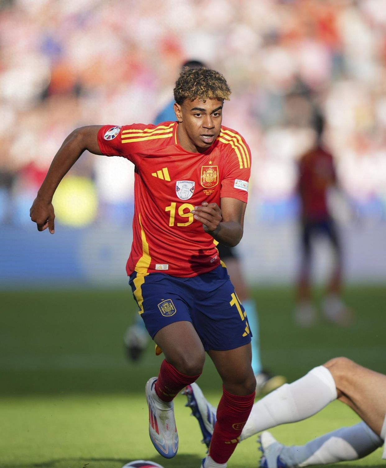 赛后突围战来临，马德里竞技围绕德国杯状态回暖，悬念犹存，临场指挥获称赞的简单介绍