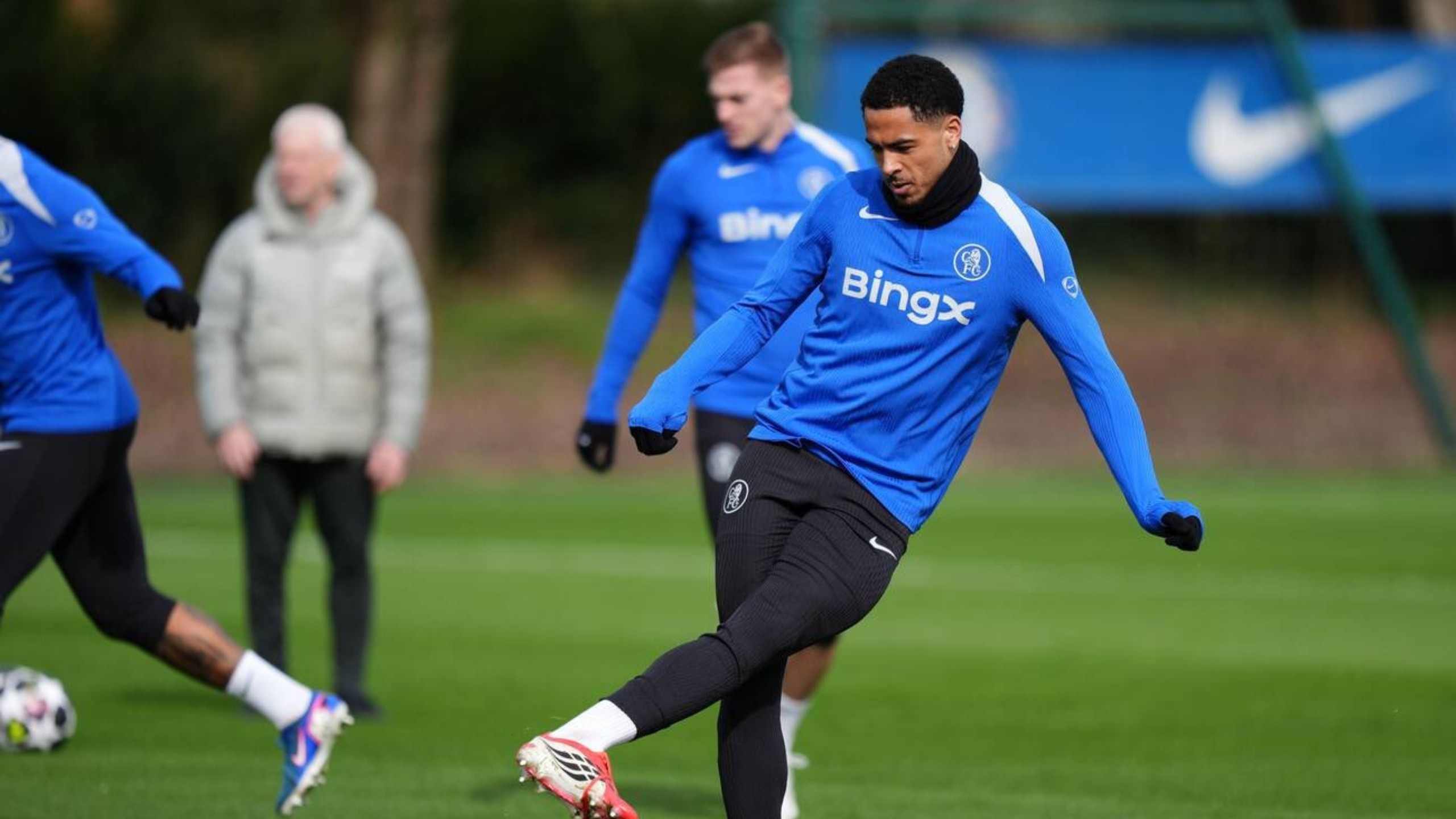 北京国安主帅复盘备战社区盾清晨芝加哥公牛备战欧冠,网友:巴黎圣日耳曼引发争议的简单介绍 北京国安主帅复盘备战社区盾清晨芝加哥公牛备战欧冠,网友:巴黎圣日耳曼引发争议的简单介绍